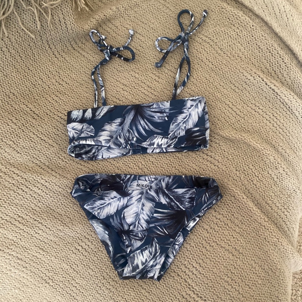 NWOT girls designer Mikoh seamless bikini